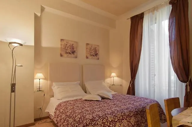 Bed & Bed Peterson Firenze